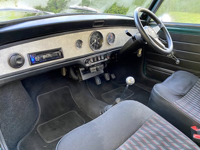Lot 75 - 1990 Mini Checkmate