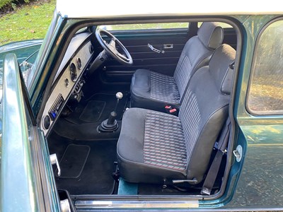 Lot 75 - 1990 Mini Checkmate