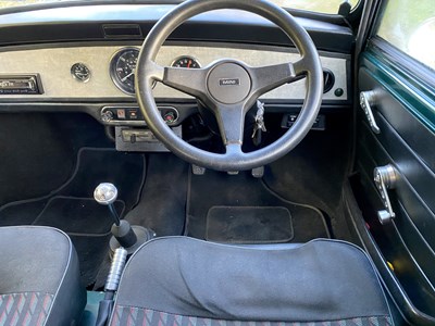 Lot 75 - 1990 Mini Checkmate