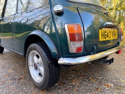 Lot 75 - 1990 Mini Checkmate