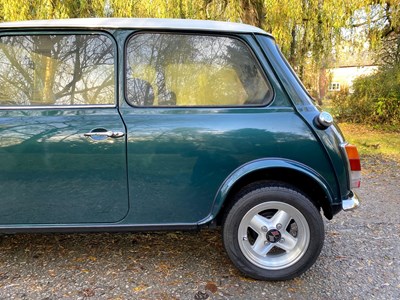 Lot 75 - 1990 Mini Checkmate
