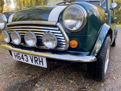 Lot 75 - 1990 Mini Checkmate