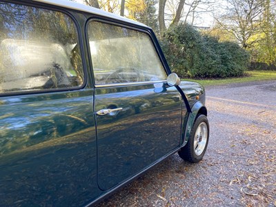 Lot 75 - 1990 Mini Checkmate