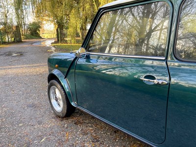 Lot 75 - 1990 Mini Checkmate