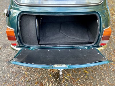 Lot 75 - 1990 Mini Checkmate