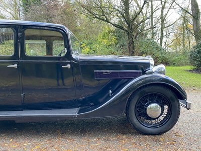 Lot 77 - 1938 Rover 10 P1