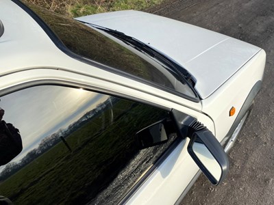 Lot 8 - 1990 Peugeot 205 GTi  1.6