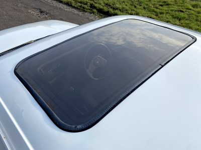Lot 28 - 1984 Ford XR4i