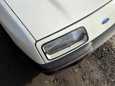 Lot 28 - 1984 Ford XR4i