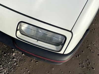 Lot 28 - 1984 Ford XR4i