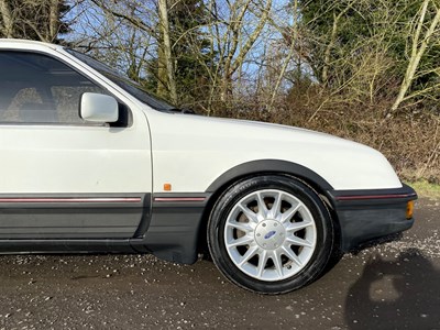 Lot 28 - 1984 Ford XR4i