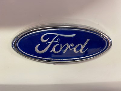 Lot 28 - 1984 Ford XR4i