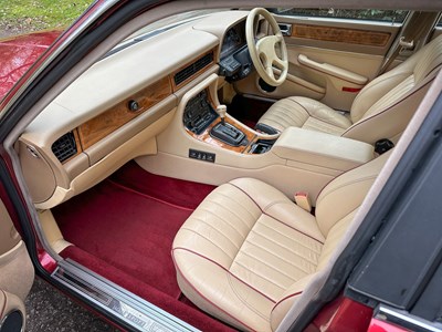 Lot 69 - 1992 Jaguar Sport XJR 4.0