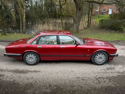 Lot 69 - 1992 Jaguar Sport XJR 4.0
