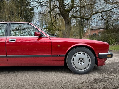 Lot 69 - 1992 Jaguar Sport XJR 4.0