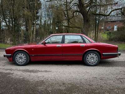 Lot 69 - 1992 Jaguar Sport XJR 4.0