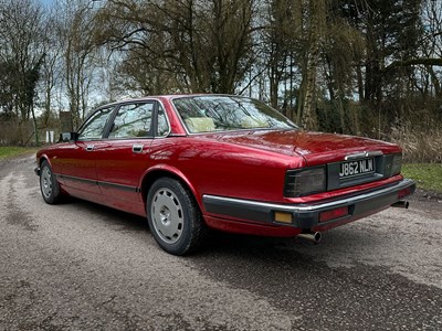 Lot 69 - 1992 Jaguar Sport XJR 4.0