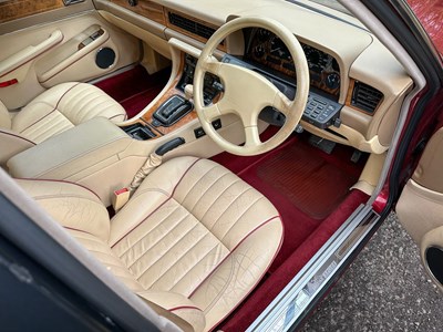 Lot 69 - 1992 Jaguar Sport XJR 4.0