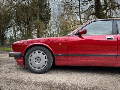 Lot 69 - 1992 Jaguar Sport XJR 4.0