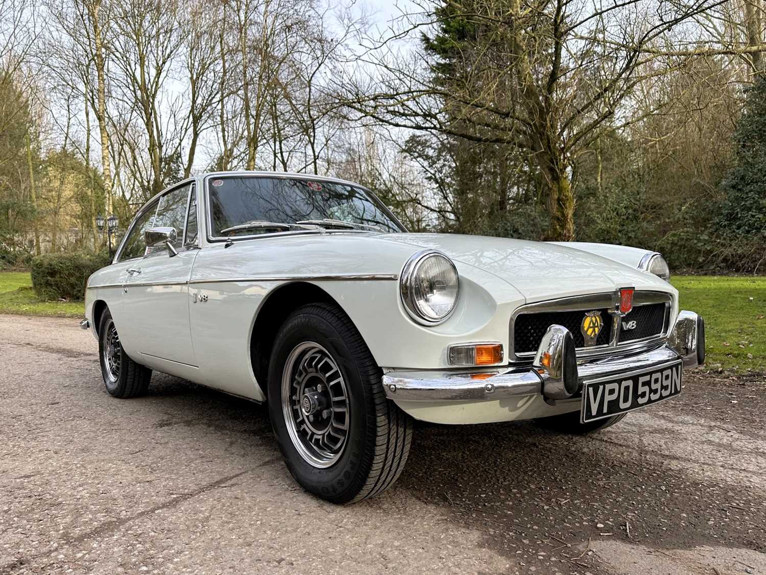 Lot 34 - 1974 MGB GT V8