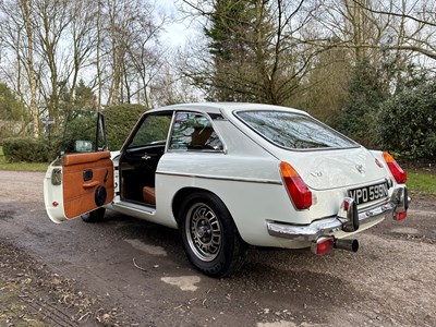Lot 34 - 1974 MGB GT V8
