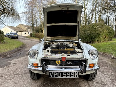Lot 34 - 1974 MGB GT V8