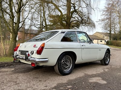 Lot 34 - 1974 MGB GT V8