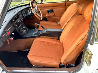 Lot 34 - 1974 MGB GT V8
