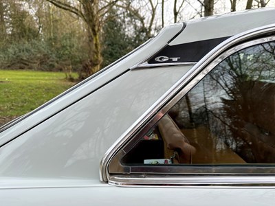 Lot 34 - 1974 MGB GT V8