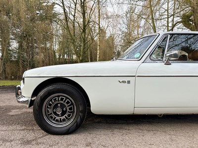 Lot 34 - 1974 MGB GT V8