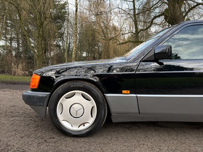 Lot 1 - 1992 Mercedes-Benz 190D