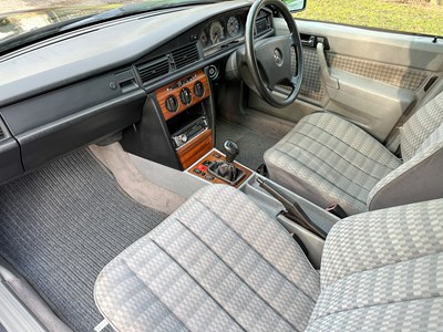 Lot 1 - 1992 Mercedes-Benz 190D