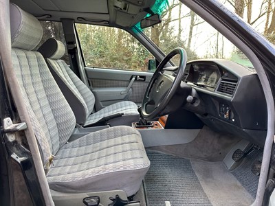 Lot 1 - 1992 Mercedes-Benz 190D