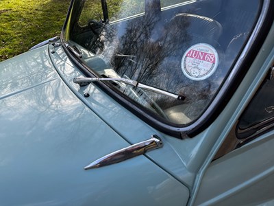 Lot 24 - 1967 Morris Minor 1000 Four-Door Saloon
