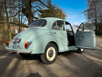 Lot 24 - 1967 Morris Minor 1000 Four-Door Saloon