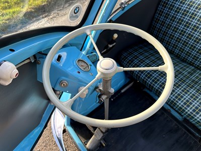Lot 46 - 1958 BMW Isetta 300