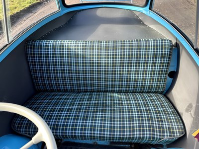 Lot 46 - 1958 BMW Isetta 300
