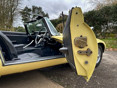 Lot 45 - 1973 Jaguar E-Type Roadster 5.3