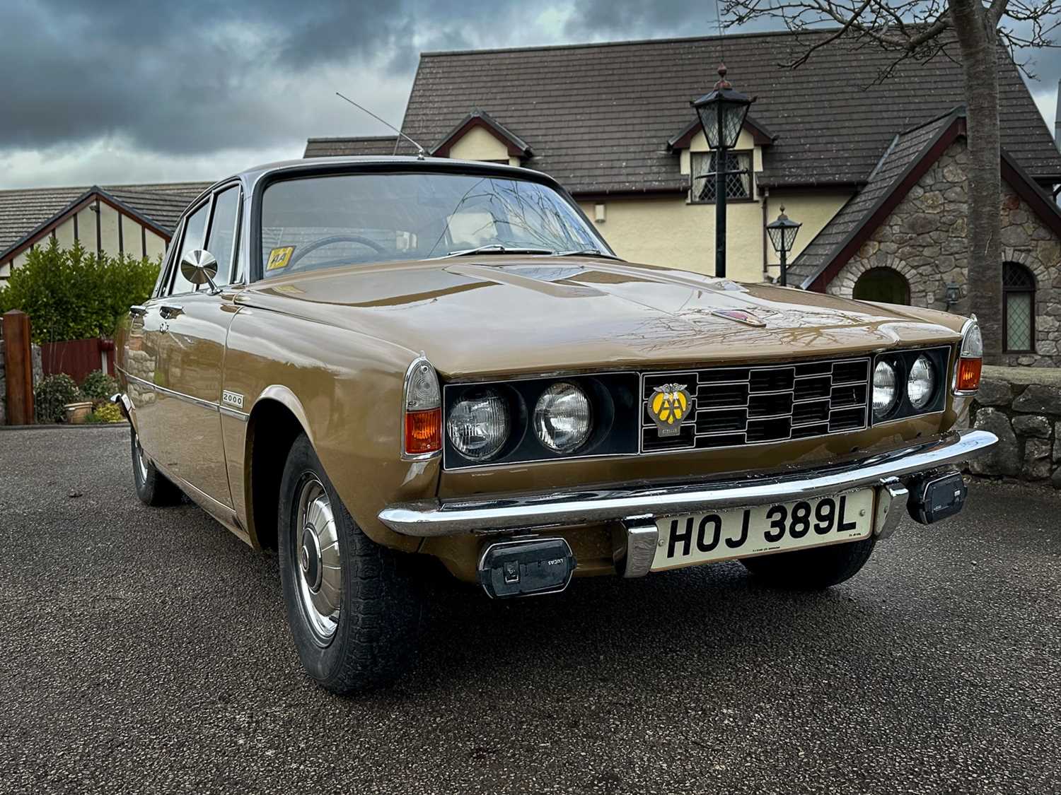 Lot 49 - 1973 Rover 2000 SC