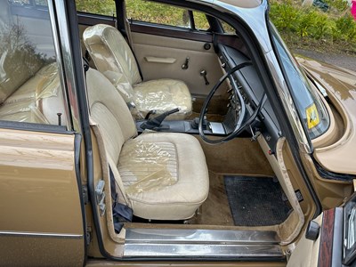 Lot 49 - 1973 Rover 2000 SC