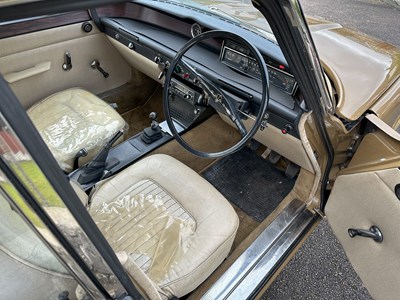 Lot 49 - 1973 Rover 2000 SC