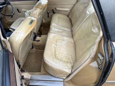 Lot 49 - 1973 Rover 2000 SC