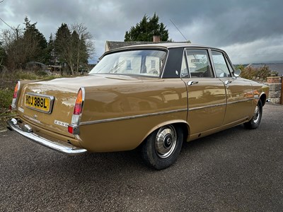 Lot 49 - 1973 Rover 2000 SC