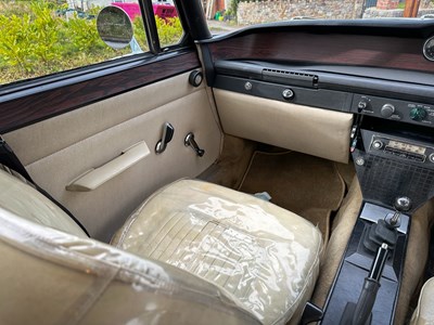 Lot 49 - 1973 Rover 2000 SC