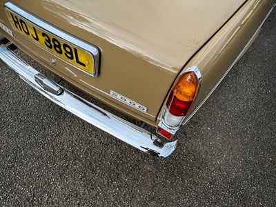 Lot 49 - 1973 Rover 2000 SC