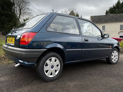Lot 4 - 1995 Ford Fiesta Quartz