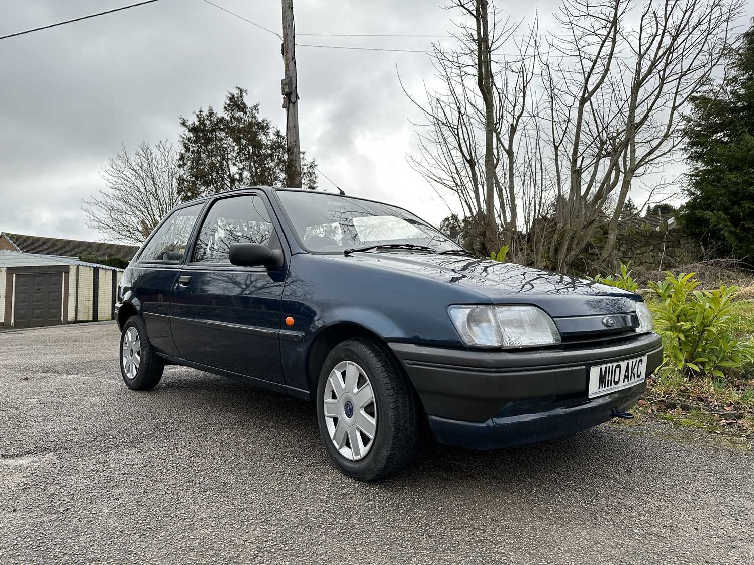 Lot 4 - 1995 Ford Fiesta Quartz