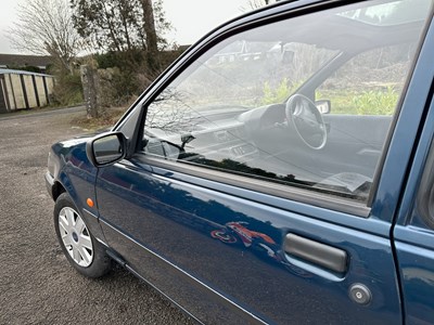 Lot 4 - 1995 Ford Fiesta Quartz
