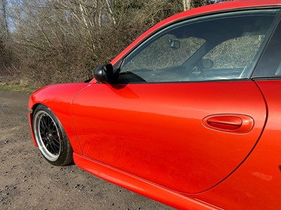 Lot 50 - 1999 Porsche 911 GT3