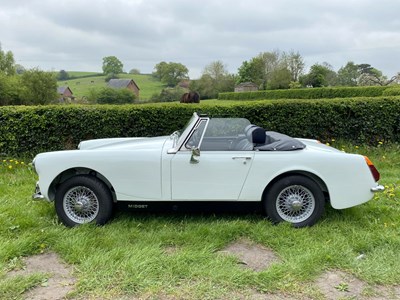 Lot 52 - 1972 MG Midget
